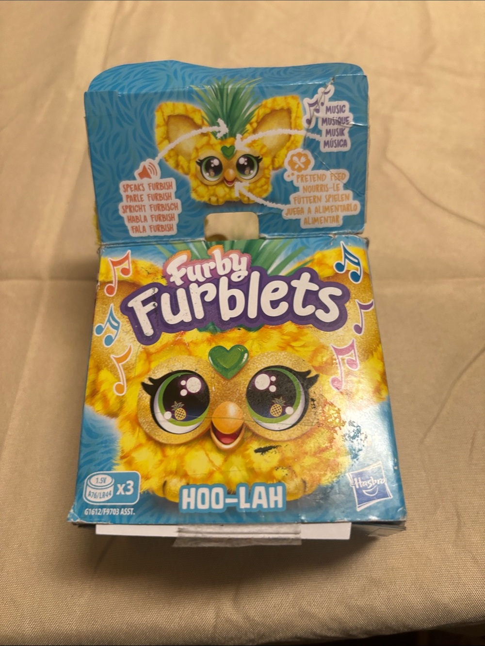 Hasbro talking Furby Furblets Hoo-Lah Plush - Yellow and Green Accents